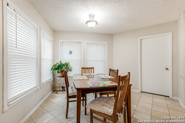 Image 15 of 32 For 15703 Lomita Creek