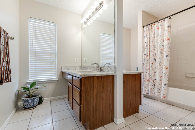 Image 23 of 32 For 15703 Lomita Creek