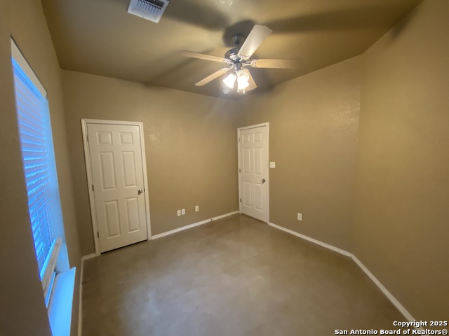 Image 15 of 31 For 224 Anne Louise Dr A