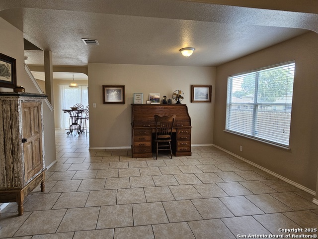Image 4 of 17 For 317 Ibis Falls Dr.