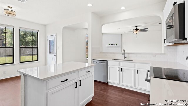 Image 7 of 19 For 380 Apricot Dr