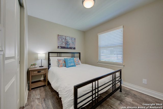 Image 7 of 11 For 1482 Eastview
