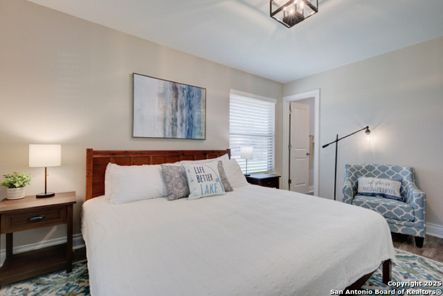 Image 8 of 11 For 1482 Eastview