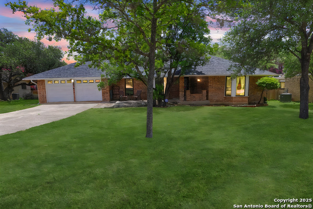 Image 3 of 43 For 16310 Quail Path
