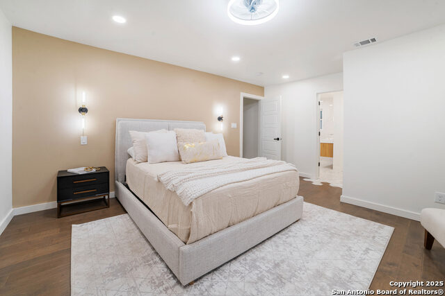 Image 15 of 32 For 408 Meadowbrook