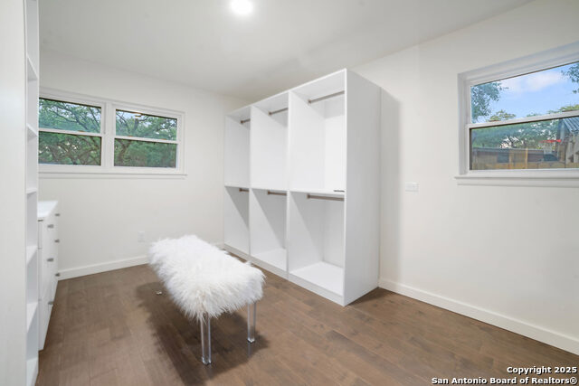 Image 18 of 32 For 408 Meadowbrook