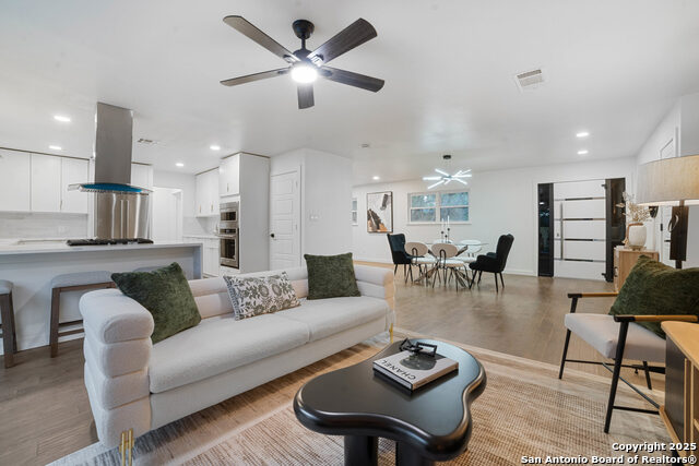 Image 8 of 32 For 408 Meadowbrook