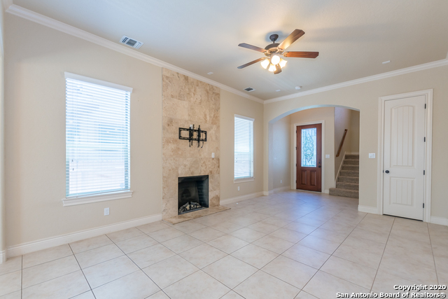 Image 14 of 63 For 13822 Oakview Cove