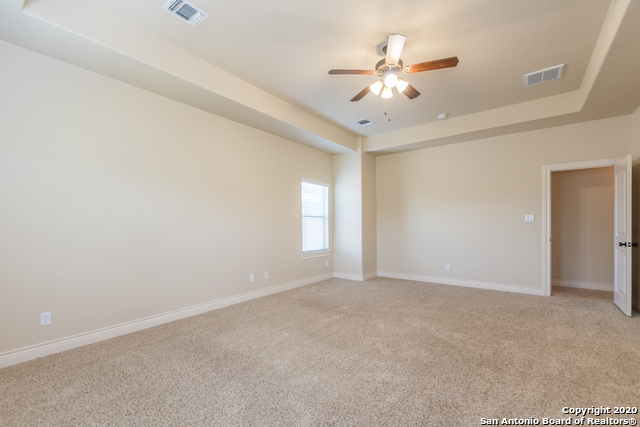 Image 38 of 63 For 13822 Oakview Cove