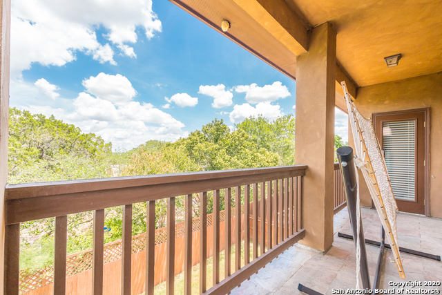 Image 40 of 63 For 13822 Oakview Cove