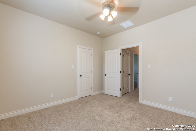 Image 49 of 63 For 13822 Oakview Cove