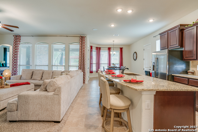 Image 17 of 72 For 531 Lilly Bluff