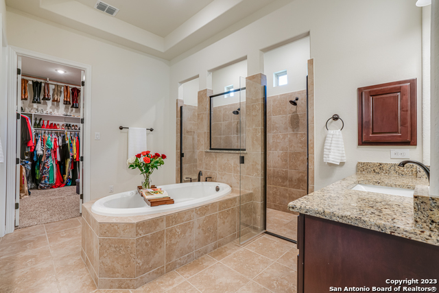 Image 29 of 72 For 531 Lilly Bluff