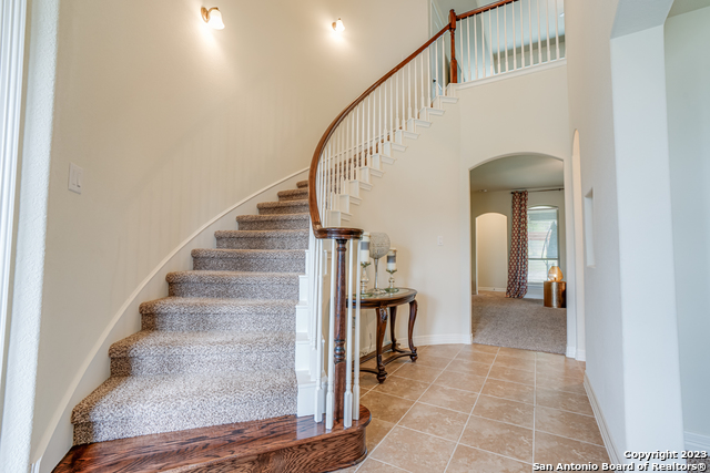 Image 38 of 72 For 531 Lilly Bluff
