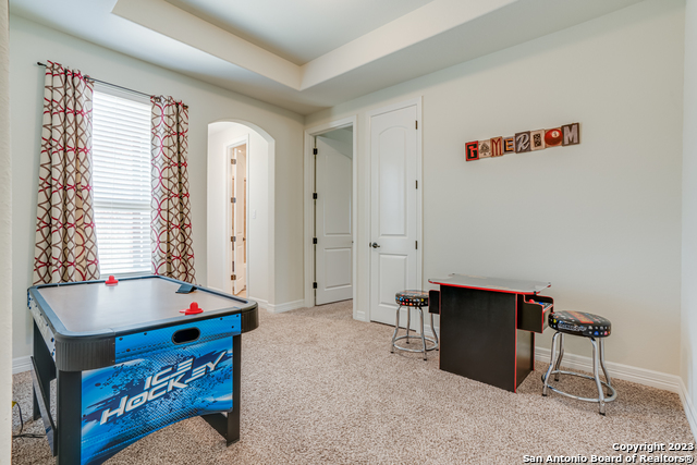Image 46 of 72 For 531 Lilly Bluff