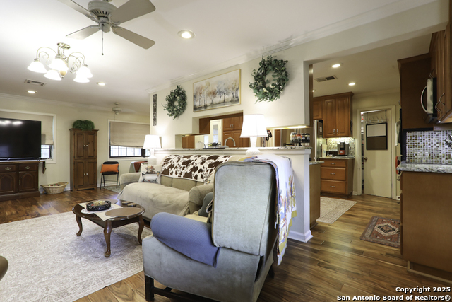 Image 15 of 45 For 3727 Hundred Oaks