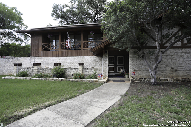 Image 2 of 45 For 3727 Hundred Oaks
