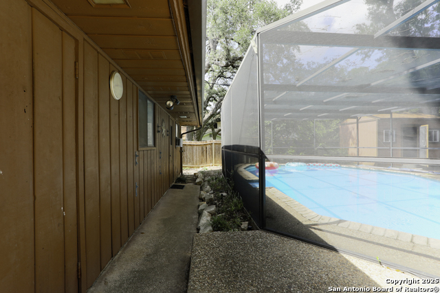 Image 42 of 45 For 3727 Hundred Oaks