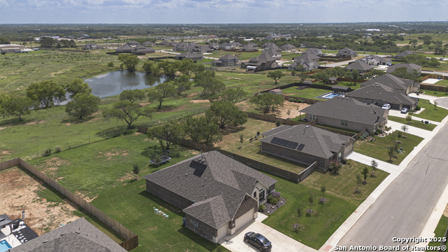 Listing photo id 33 for 9307 Madler