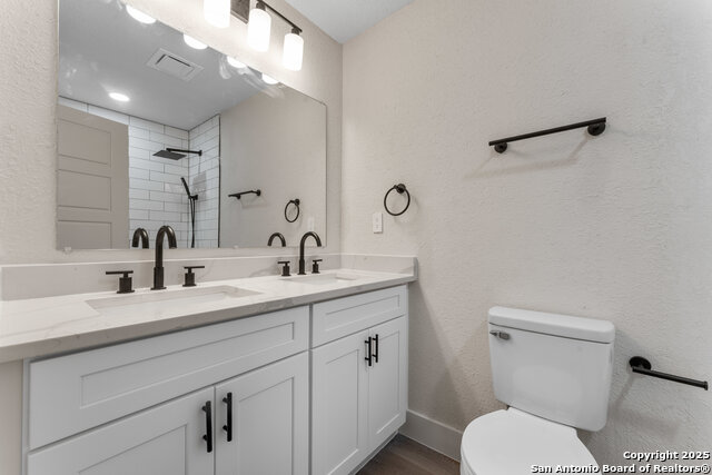 Image 16 of 24 For 4119 Tamarak Dr