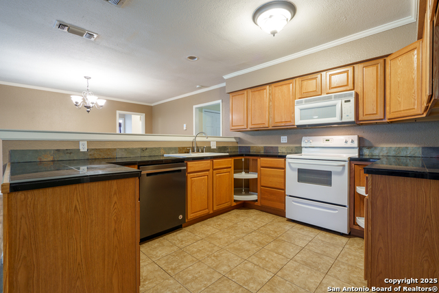 Image 20 of 40 For 6907 Forest Grove