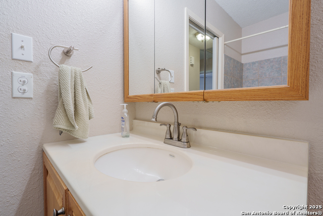 Image 28 of 40 For 6907 Forest Grove