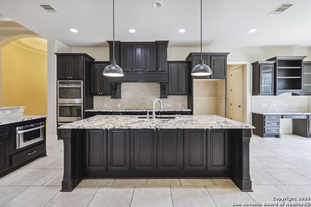 Image 3 of 47 For 944 Wilderness Oaks