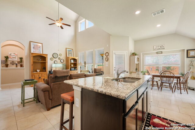 Image 12 of 27 For 418 Woodside