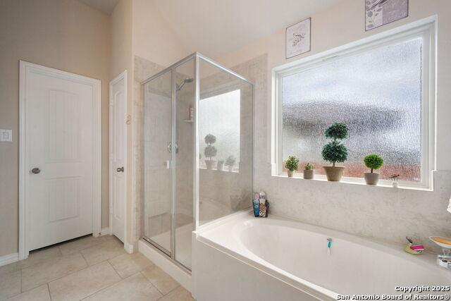 Image 17 of 27 For 418 Woodside