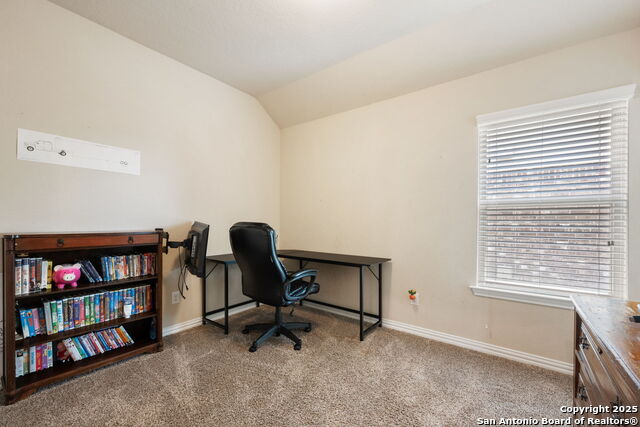 Image 21 of 27 For 418 Woodside