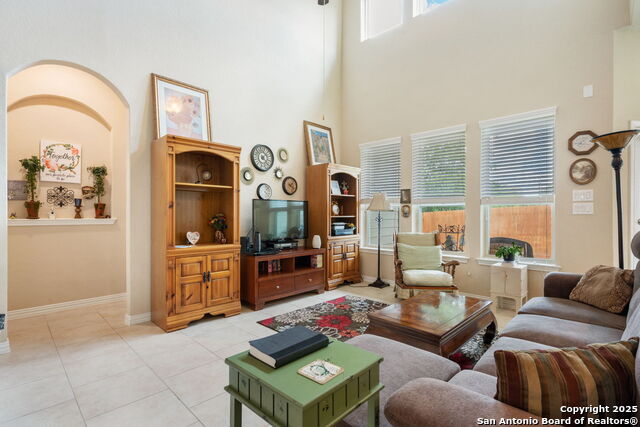Image 8 of 27 For 418 Woodside