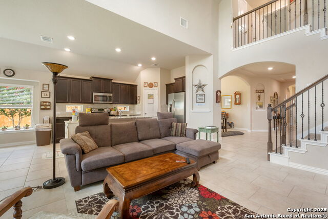 Image 9 of 27 For 418 Woodside
