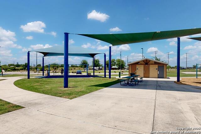 Image 46 of 47 For 635 Lubbock  