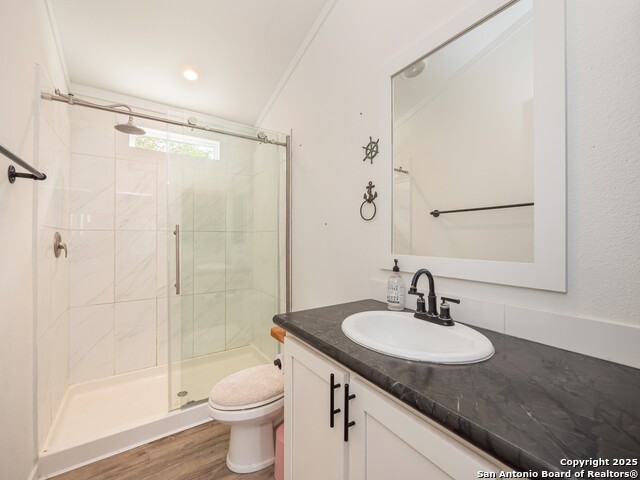Image 15 of 35 For 191 Shallow Springs Dr