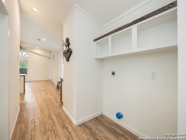 Image 19 of 35 For 191 Shallow Springs Dr