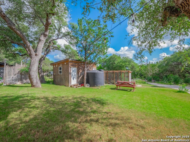 Image 32 of 35 For 191 Shallow Springs Dr