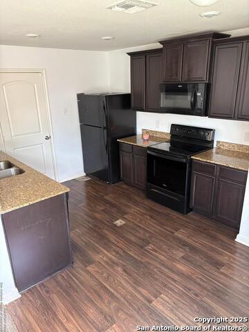 Image 4 of 20 For 6135 Lakefront