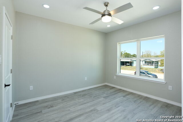 Image 13 of 25 For 650 Canyon Circle Drive