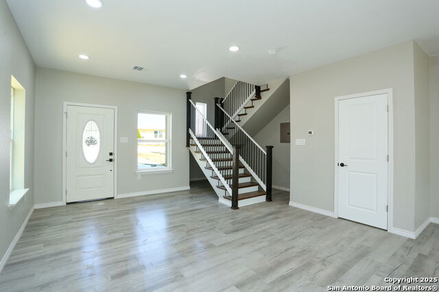 Image 3 of 25 For 650 Canyon Circle Drive