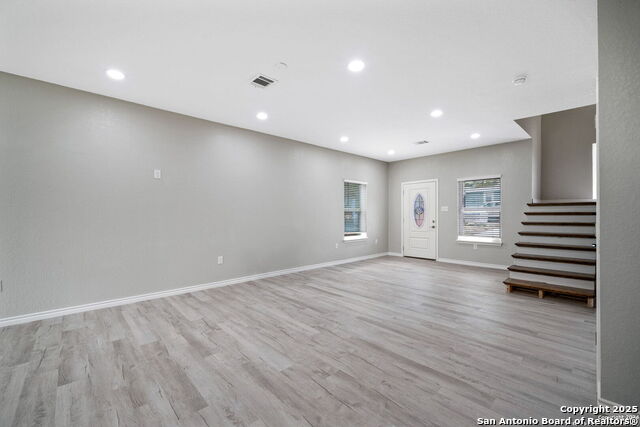 Image 10 of 30 For 662 Canyon Circle Drive