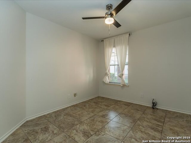 Image 12 of 16 For 7702 Wexford Sq