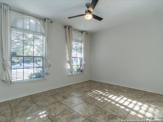 Image 14 of 16 For 7702 Wexford Sq