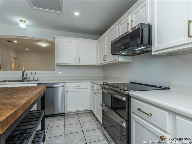 Image 7 of 16 For 7702 Wexford Sq