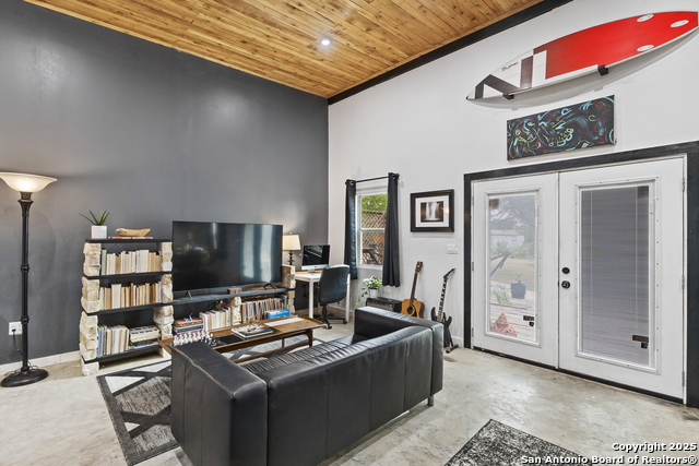 Image 24 of 44 For 124 Valley Creek