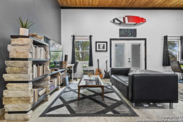 Image 25 of 44 For 124 Valley Creek