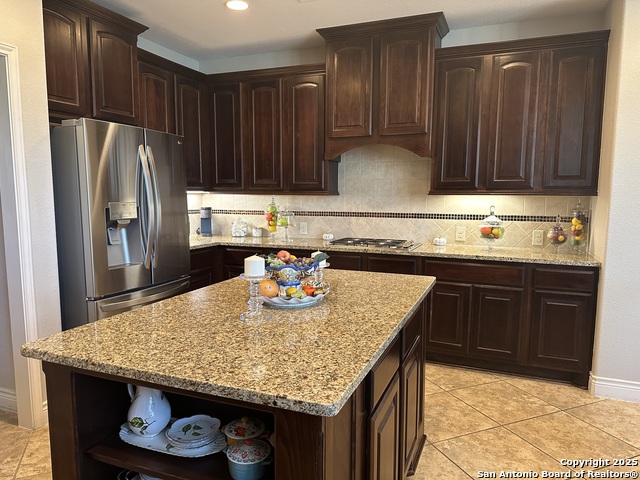 Image 7 of 18 For 8924 River Bluff