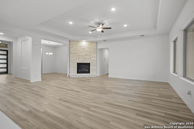 Image 10 of 36 For 222 Poe Parkway