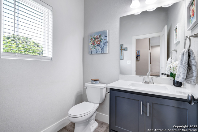 Image 15 of 24 For 2122 Paniolo Dr