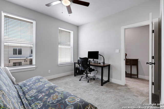 Image 21 of 24 For 2122 Paniolo Dr