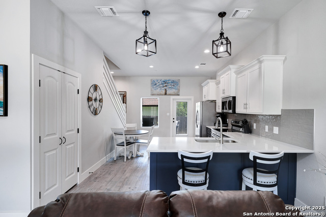 Image 6 of 24 For 2122 Paniolo Dr